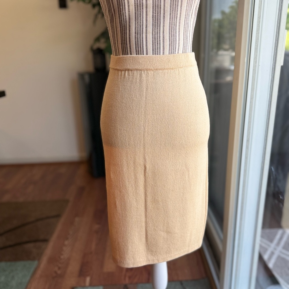St. John Yellow Pencil Skirt